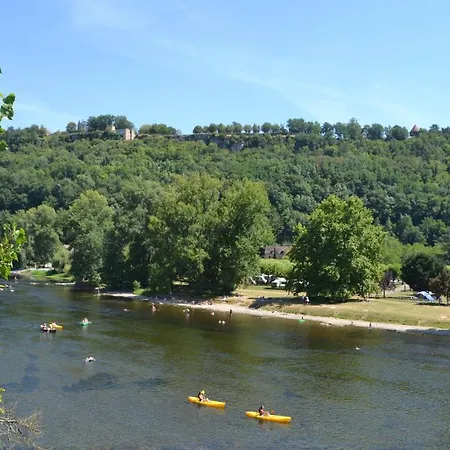 Stunning In Holiday home Cenac-et-Saint-Julien